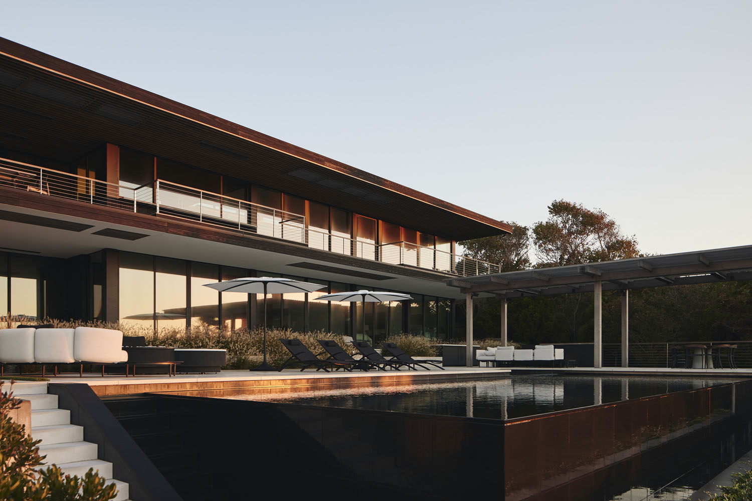 Photo of construction by Ronald Webb Builder.